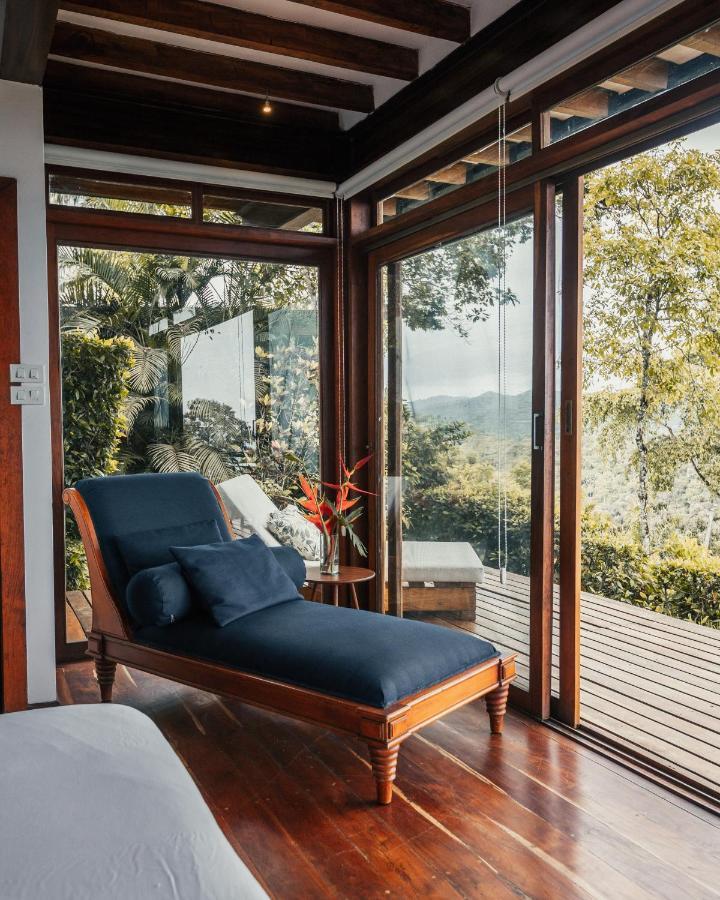Cerro Lobo Hotell Entrada Exteriör bild