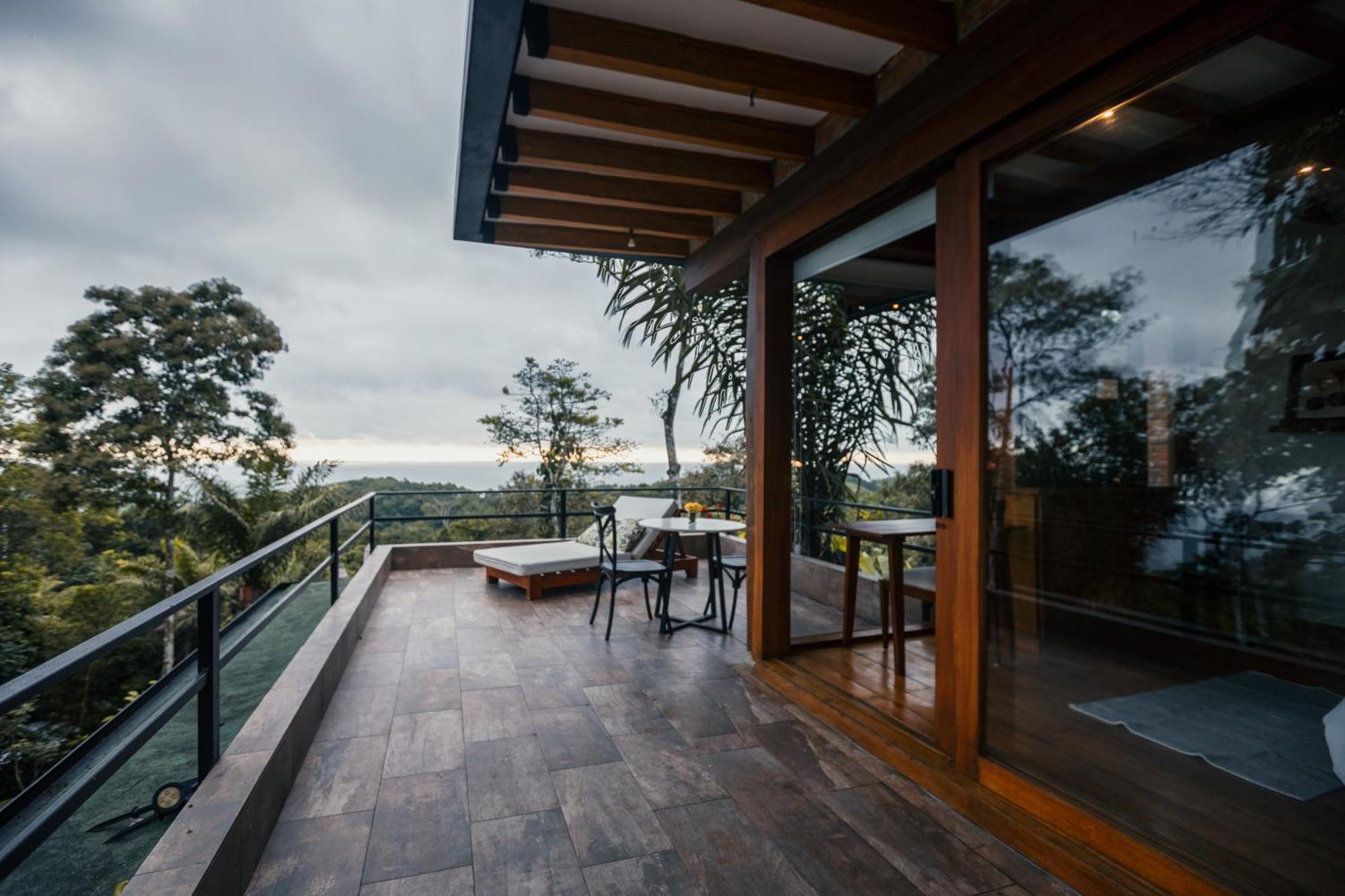 Cerro Lobo Hotell Entrada Exteriör bild