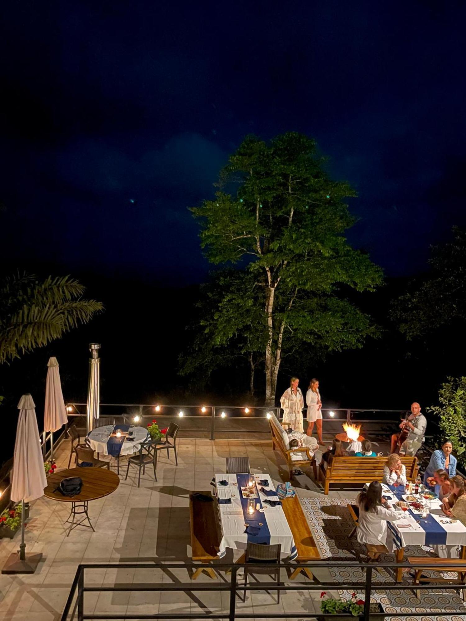 Cerro Lobo Hotell Entrada Exteriör bild