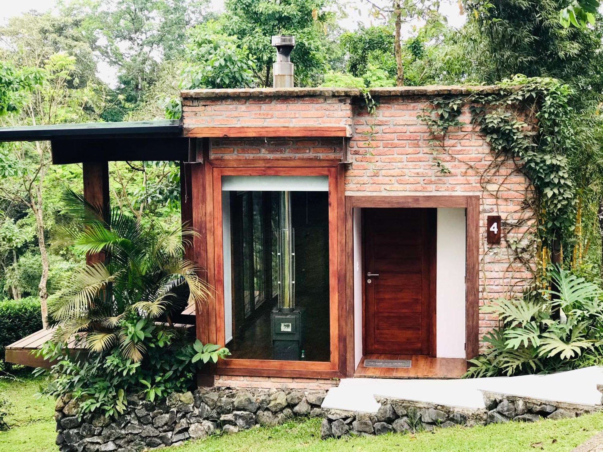 Cerro Lobo Hotell Entrada Exteriör bild